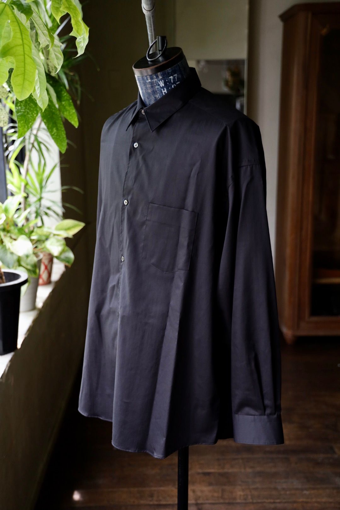 グラフペーパー25AW Silicon Poplin Oversized Regular Collar Shirt (GM253-50180)BLACK