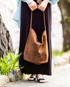 Morphee / モルフェトートバッグ CYLINDER M OIL SUEDE(CYM-BLK)COFFEE BROWN☆新作入荷！