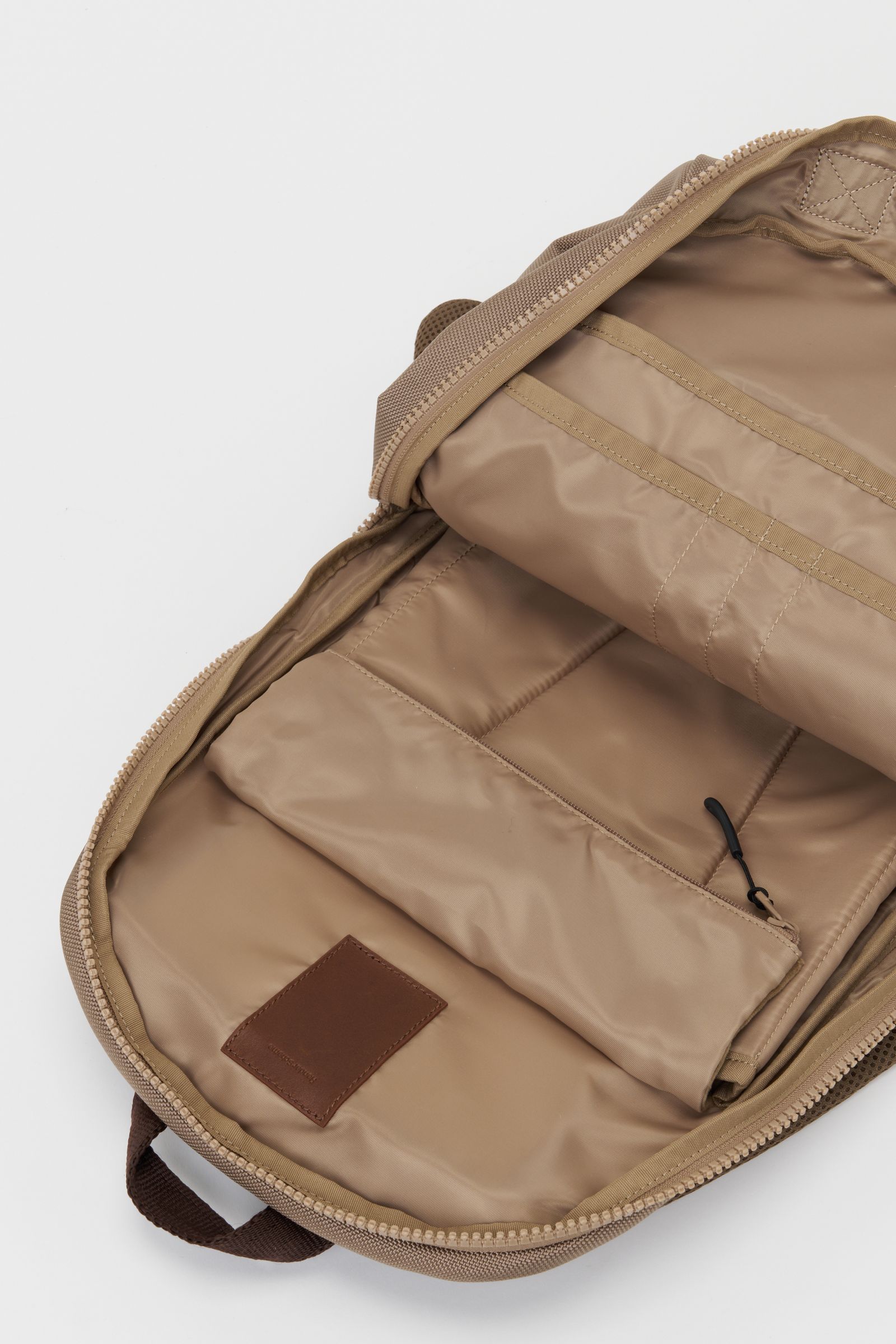 エンダースキーマ バッグ module back pack 26L(xu-b-mbp)mocha☆6月13日(土)発売！