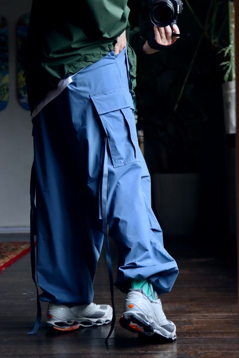 FreshService MICRO TYPEWRITER CARGO PANTSスタイル