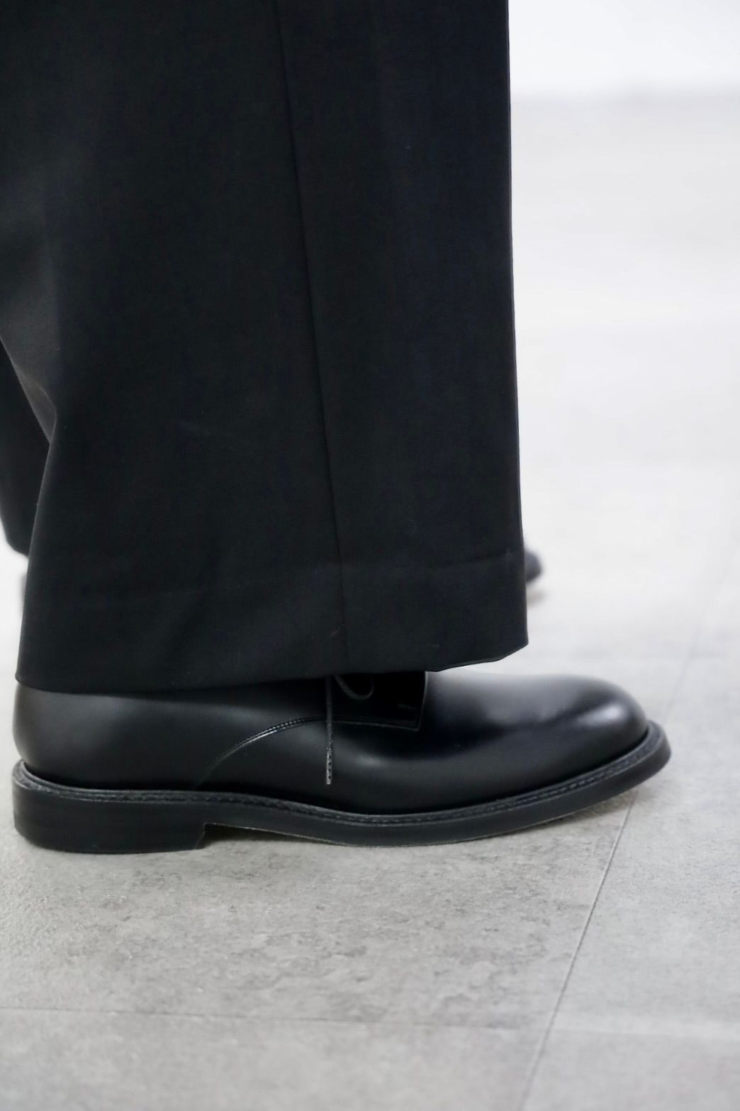 マーカウェア 26SS ワイドトラウザーズTRIPLE PLEATED WIDE TROUSERS(A26A15PT03C)BLACK☆新作発売！