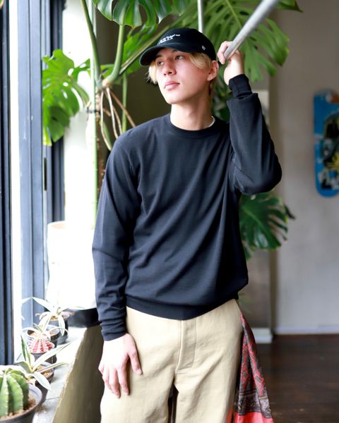 A.PRESSE 23SS Cashmere High Gauge Crew Neck Sweaterスタイル
