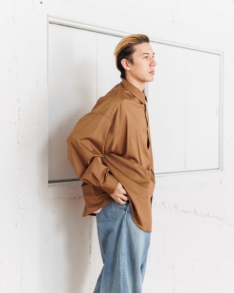 グラフペーパー  Silicon Poplin Oversized Regular Collar Shirt 3月1日(土)発売！
