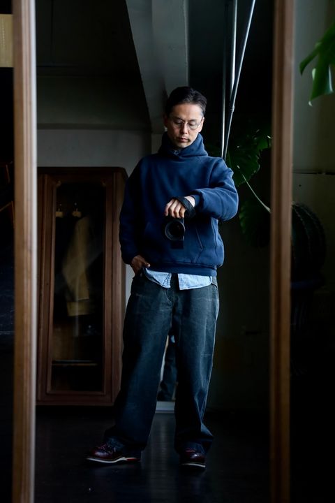 A.PRESSE Vintage Sweat Hoodie"NAVY"スタイル.2025.1.13.