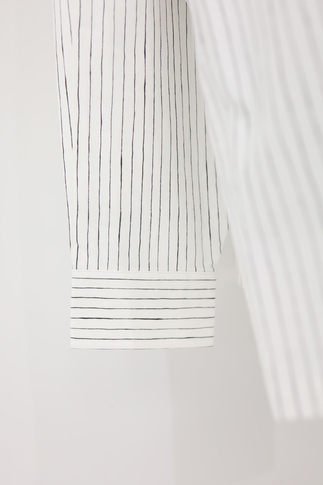 S.F.C 26SS エスエフシー COTTON STRIPE SLIT SHIRT(SFCSS26S03)WHITE☆3月20日(金)発売！