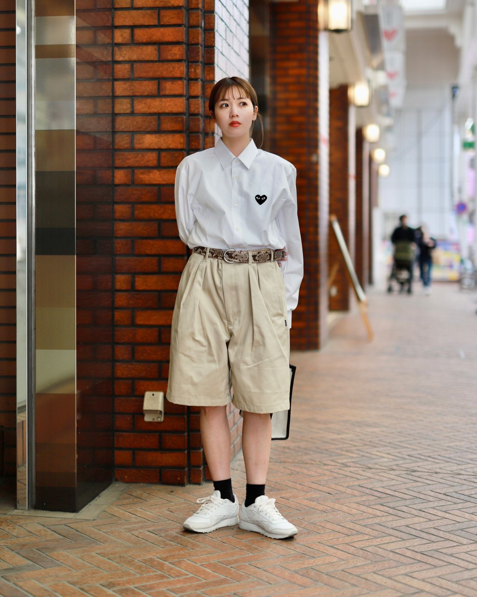 プレイコムデギャルソン MEN'S SHIRT (WHITE×BLACK HEART)