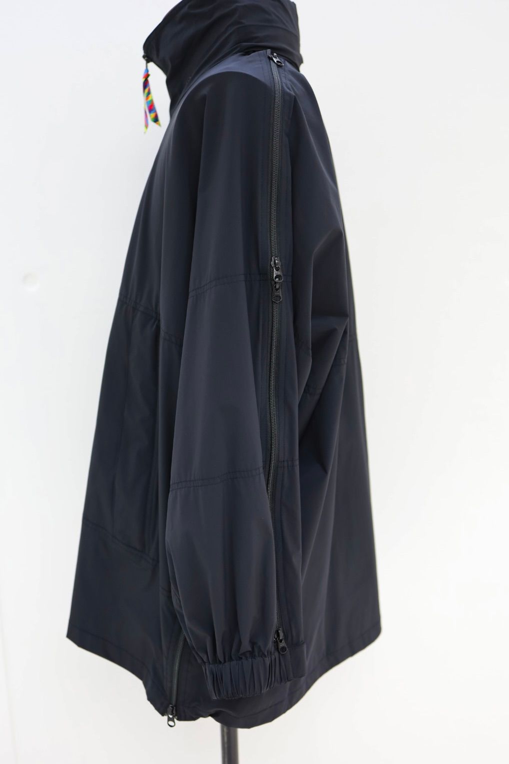 イズネス 26SS Technical Ventilation Coat(26SS_29_1008SSJK09)BLACK☆新作発売！