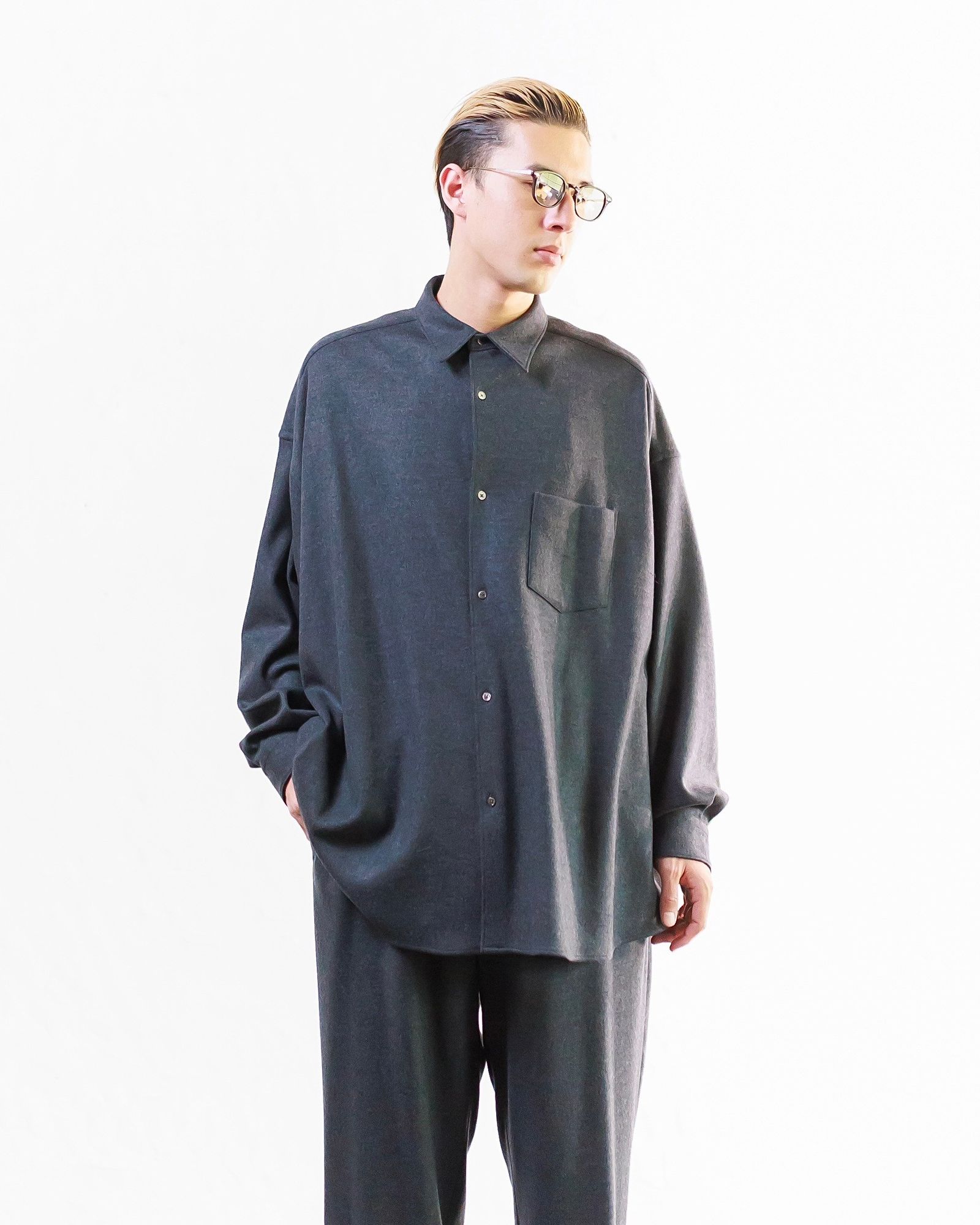 Graphpaper - グラフペーパー 24AW Wool Smooth Flannel Oversized Regular Collar  Shirt (GM244-50010)GRAY | mark