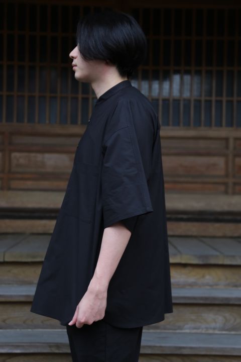 Graphpaper Stretch Typewriter Stand Collar Short Yoke Sleeve Shirt(GM212-40615B) style.2021.6.12