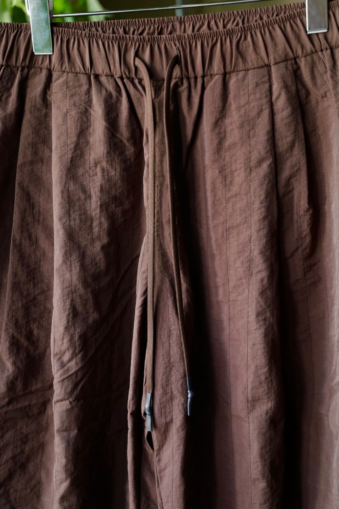 S.F.C 25FW エスエフシー NEW WIDE TWO TUCK PANTS(STITCHED NYLON) (SFCFW25P06)D.Brown☆9月20日(土)発売！