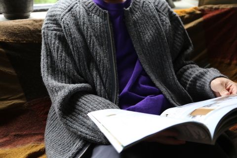 YOKE 3G BACK ZIP RIB CREW NECK "BLUEGRAY"styel.2020.9.12.