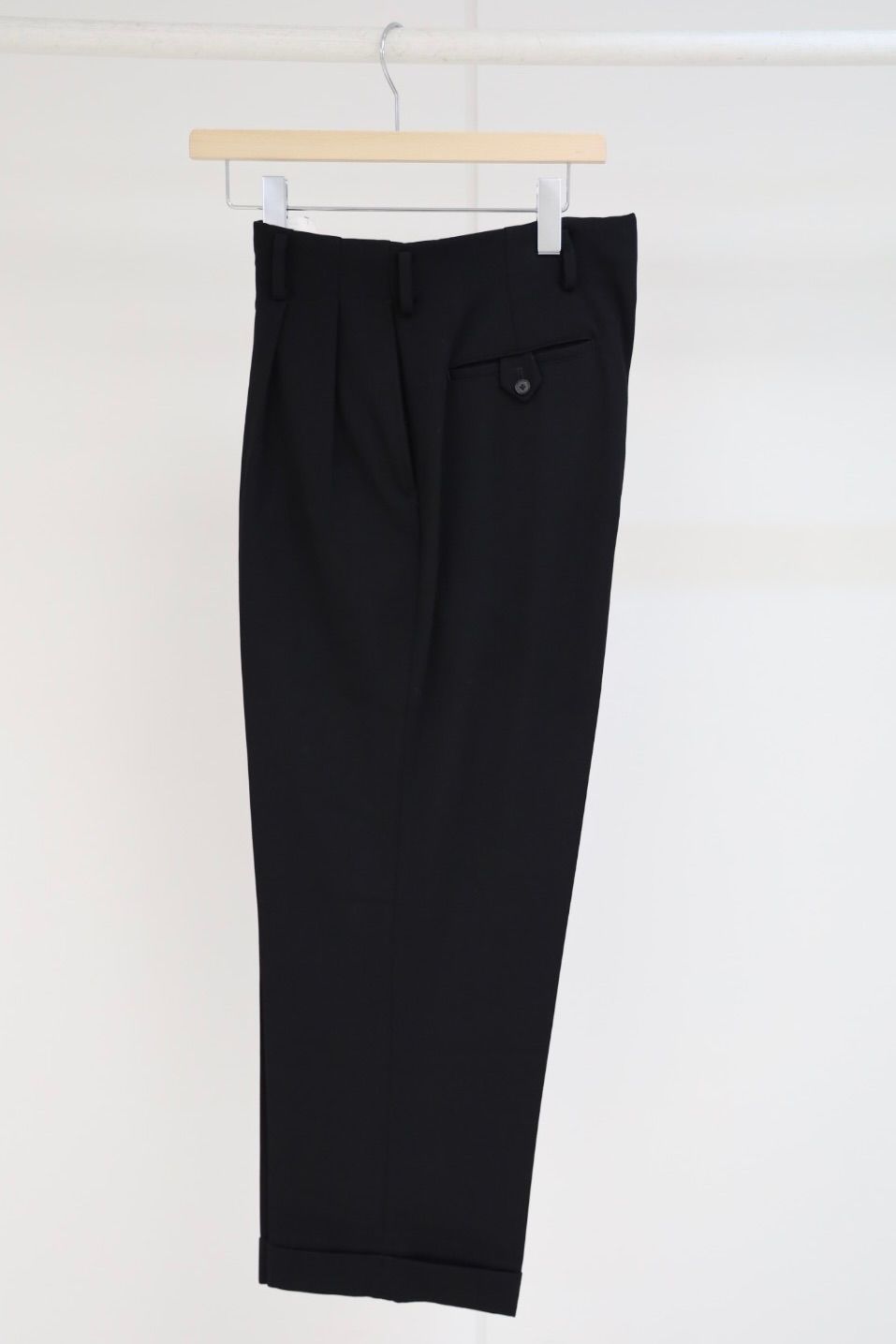 アプレッセ 2026 STYLE2 Wool Wide Tapered Trousers(26AAP-04-01)BLACK