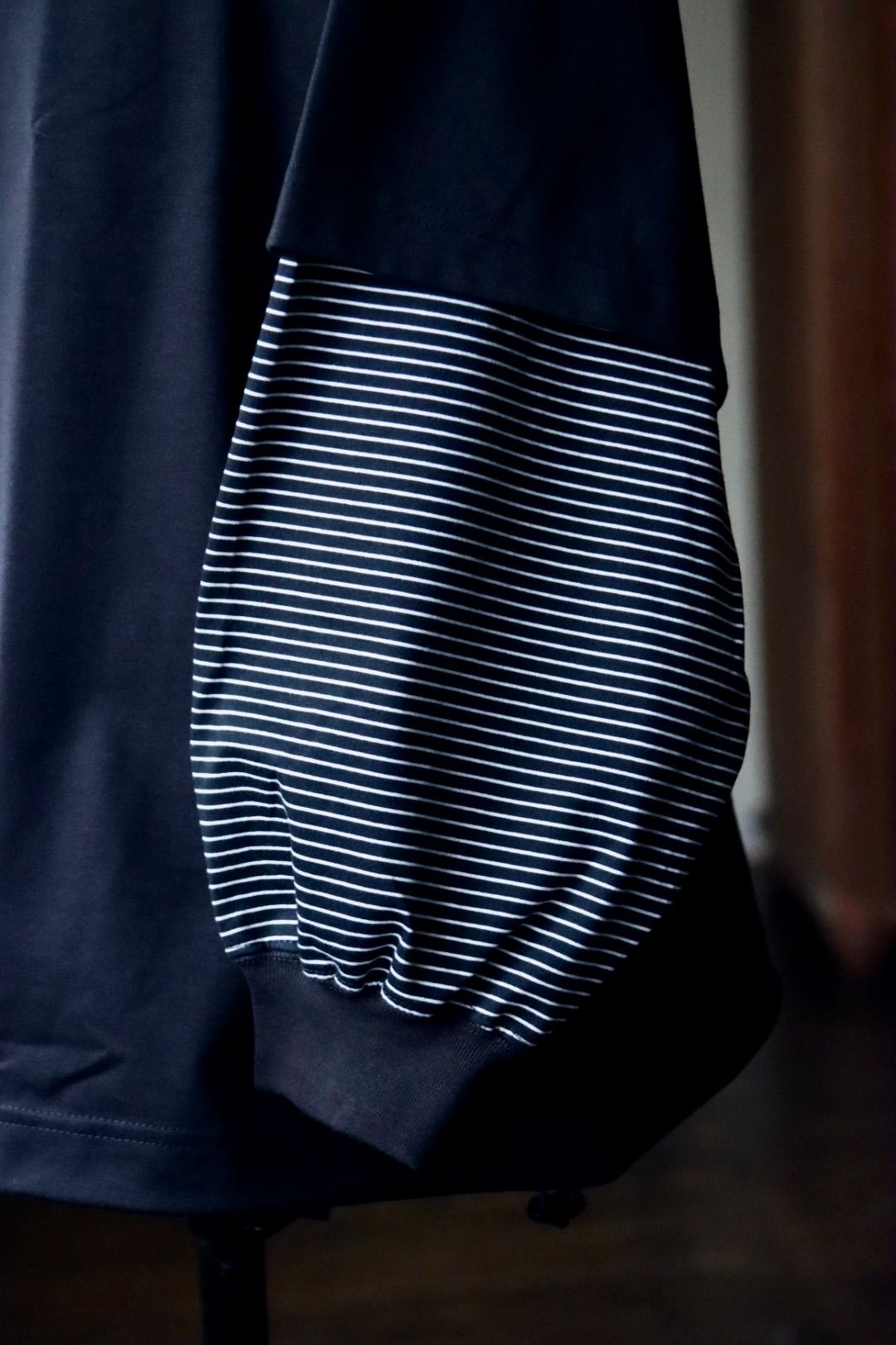 イズネス25AW BALLOON LAYERED LONG SLEEVE T SHIRT(1007AWCS02)NAVY x WHITE border