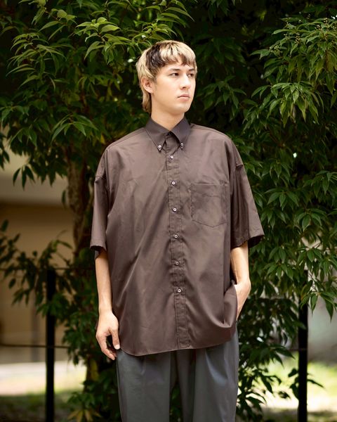 グラフペーパー Easy Care Poplin S/S Oversized B.D Shirt(GM263-50621)BROWN☆7月11日(土)発売！