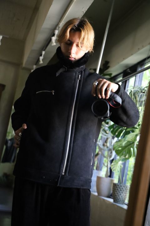 Graphpaper Sheep Mouton Aviator Jacket スタイル
