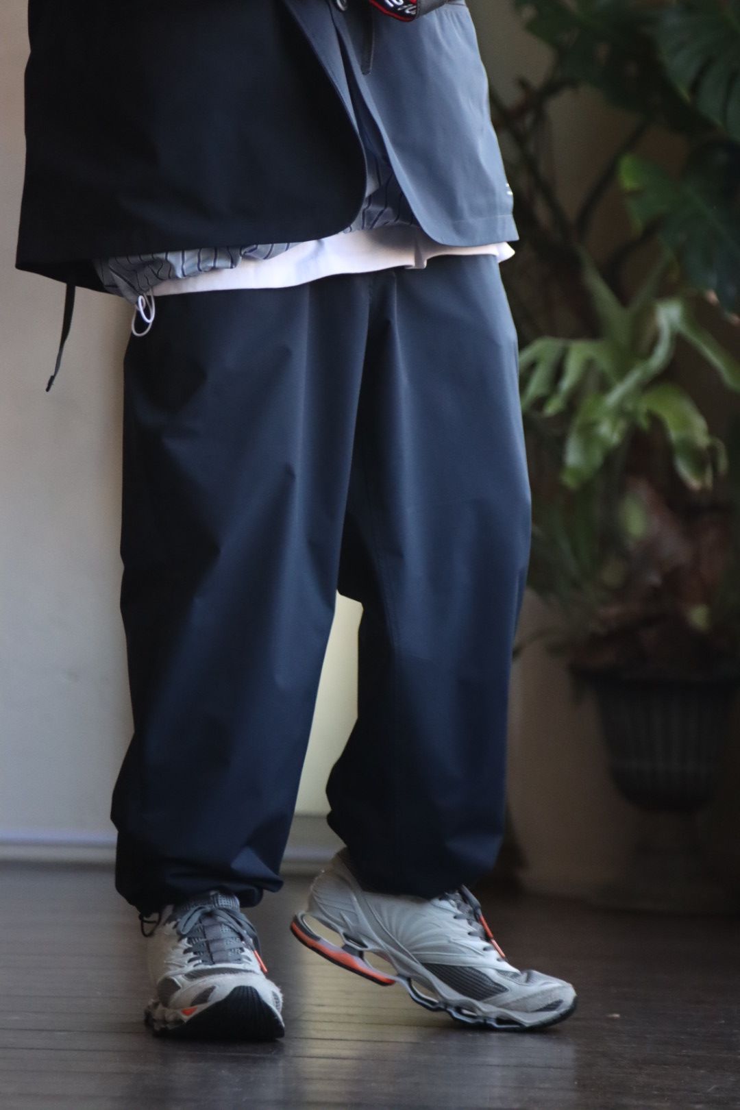 FreshService×HOUYHNHNM EDITORS TROUSERS