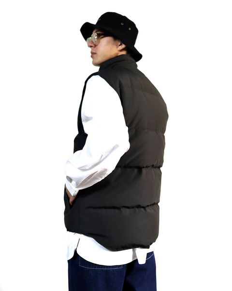 CANADA GOOSE GARSON VEST BLACK LABELスタイル