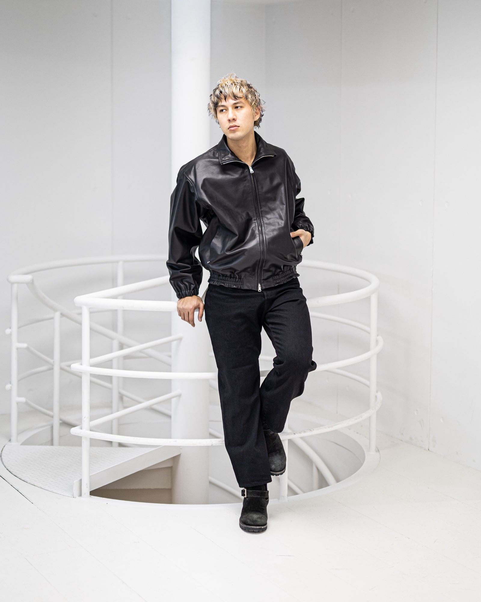 YOKE Carf Leather Truck Jacket (BLACK)1月24(土)新作発売！