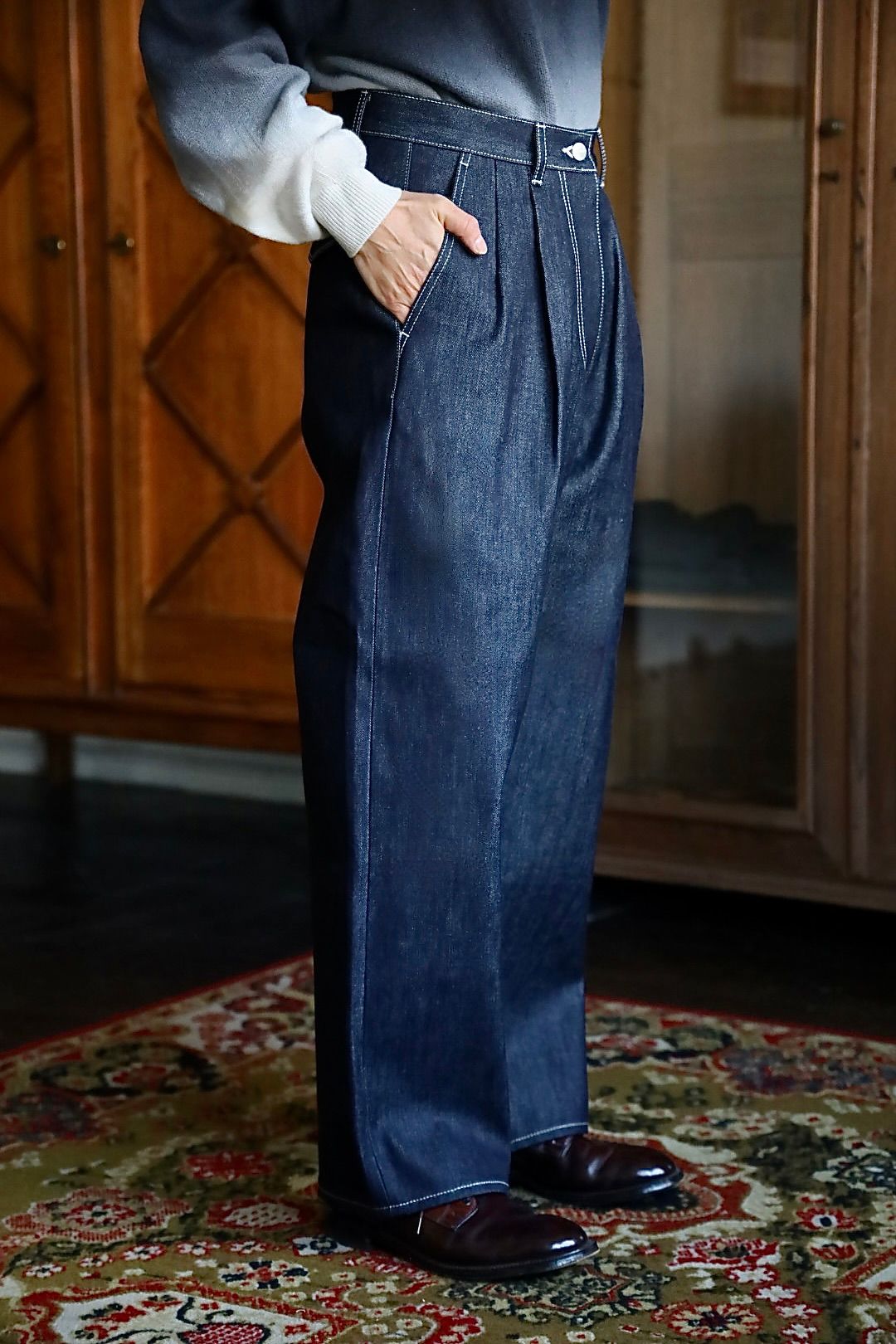 グラフペーパー Selvage Denim Two Tuck Pants(GU261-40061RB)INDIGO_RIGID★1月24日(土)発売！