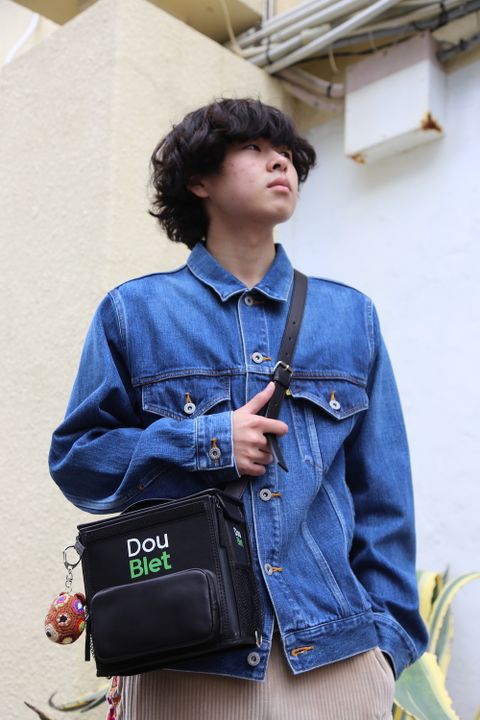 doublet MEMORIAL POLAROID DENIM JACKET(21SS06BL115) style. 2021.04.28.