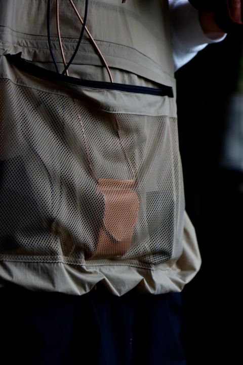 S.F.C HALF ZIP NYLON SHIRTスタイル