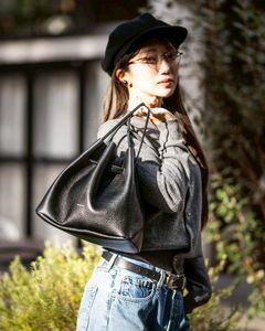 PLAY COMME des GARCONS  ROUND NECK CARDIGAN style.2025.12.13