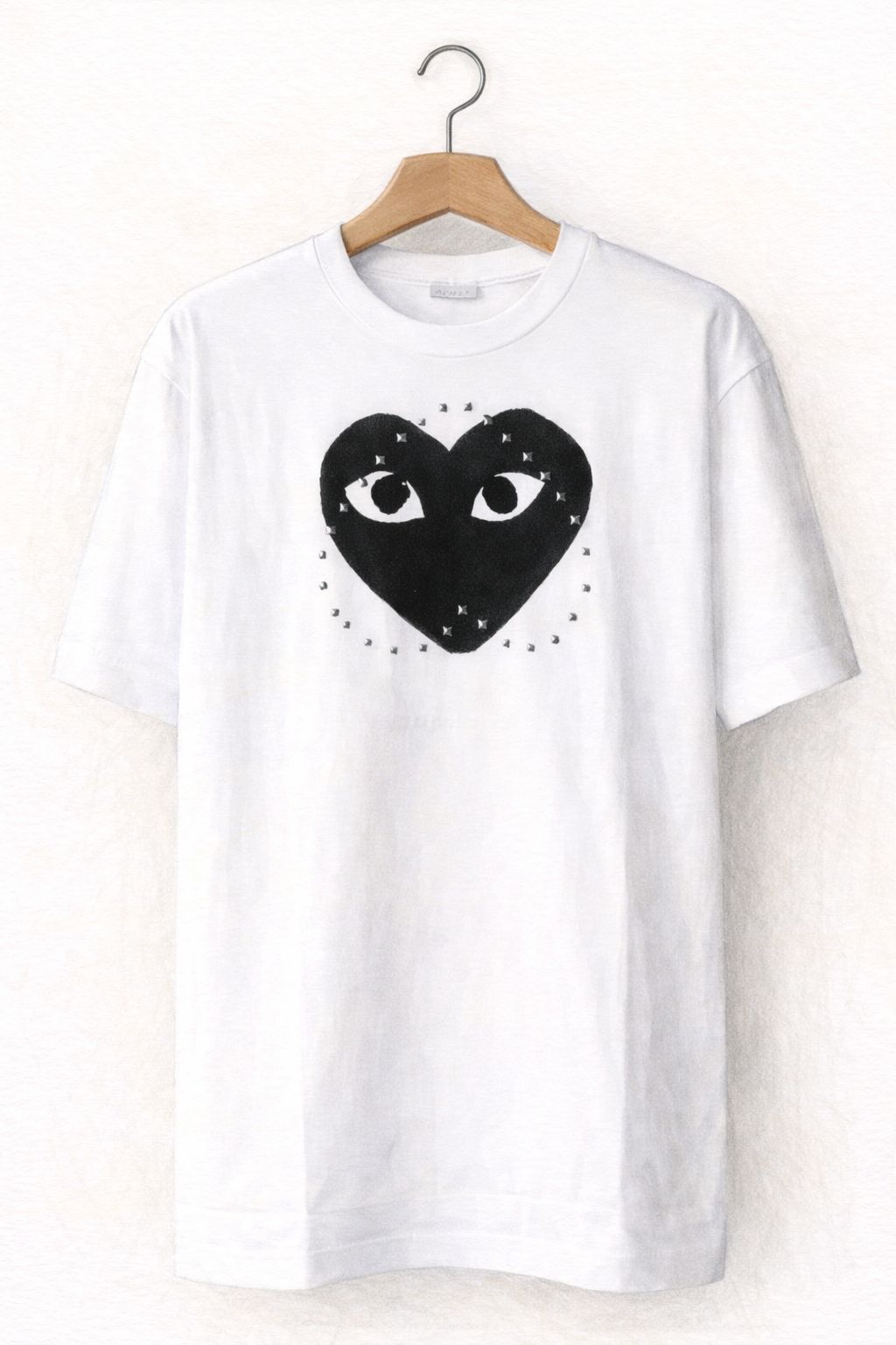 プレイコムデギャルソン スタッズ ブラックハートTシャツ (WHITE×BLACK HEART)☆新作発売！