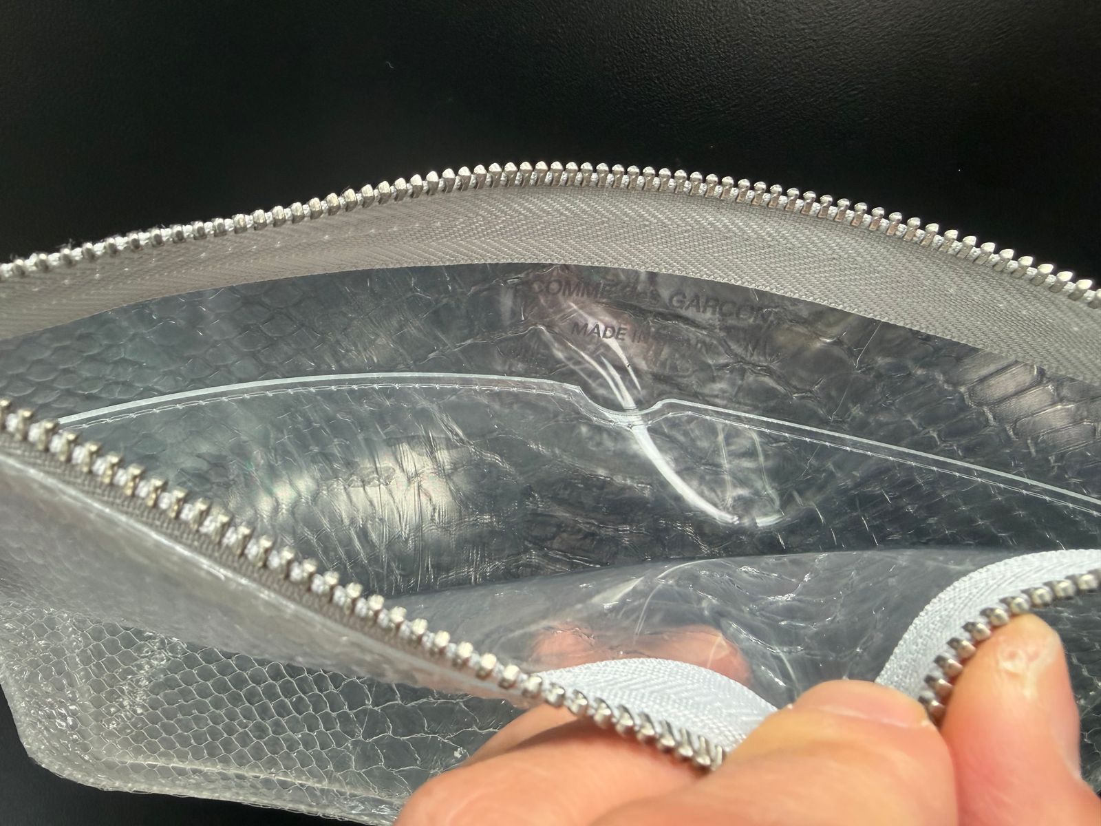 コムデギャルソン 財布 SNAKE TRANSPARENT ZIP POUCH(大)(8Z-T510-051)☆12月再入荷致します！