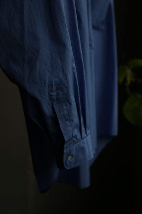 Graphpaper Broad L/S Oversized Regular Collar Shirt"BLUE"style.