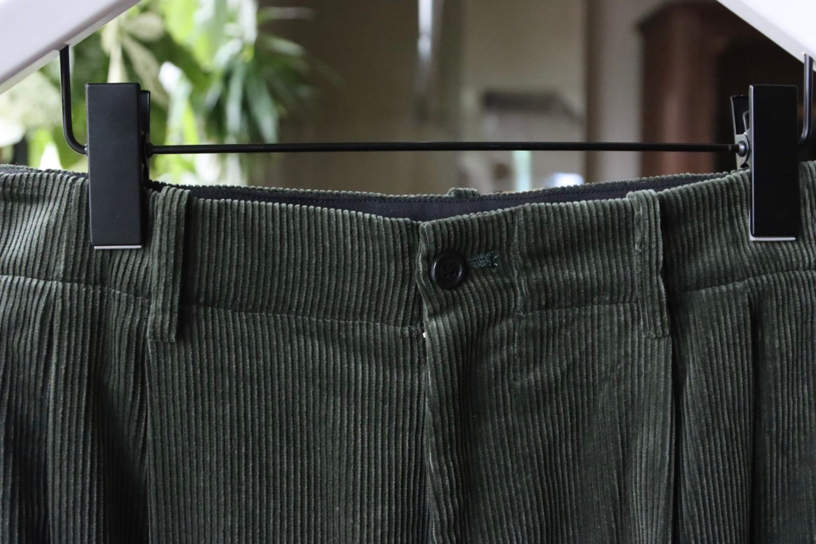 グラフペーパー 25AW Suvin Corduroy Wide Straight Trousers(GU253-40366)GREEN☆10月4日(土)新作発売！