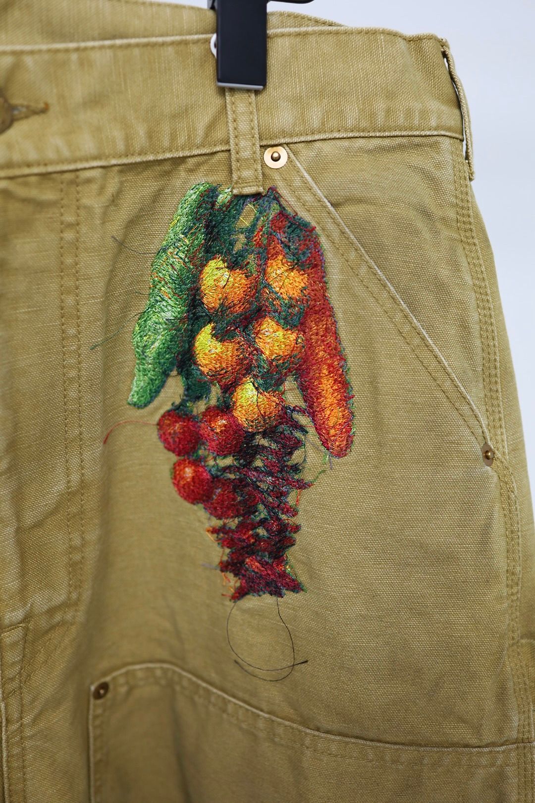 doublet ダブレット26SS VEGETABLE EMBROIDERY CUT-OFF PANTS (26SS19PT350) BEIGE ★1月17日(土)11:00発売！