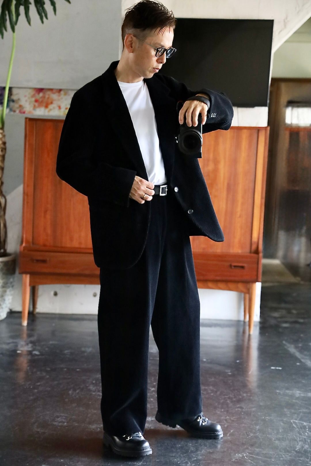 A.PRESSE STYLE2 Wool Corduroy Jacket"BLACK"スタイル.2025.8.30.