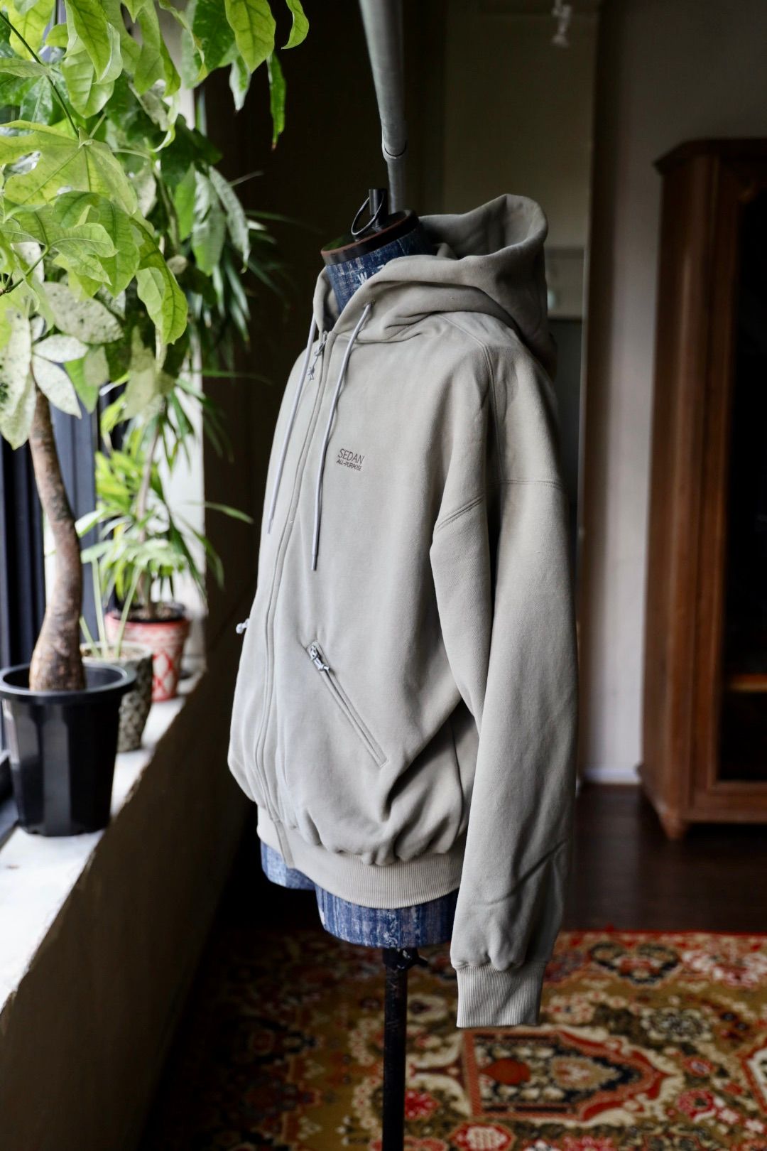 セダンオールパーパス FW25 OG Logo Full Zip Hoodie(SD25F-CT06)Charcoal☆10月4日(土)発売！