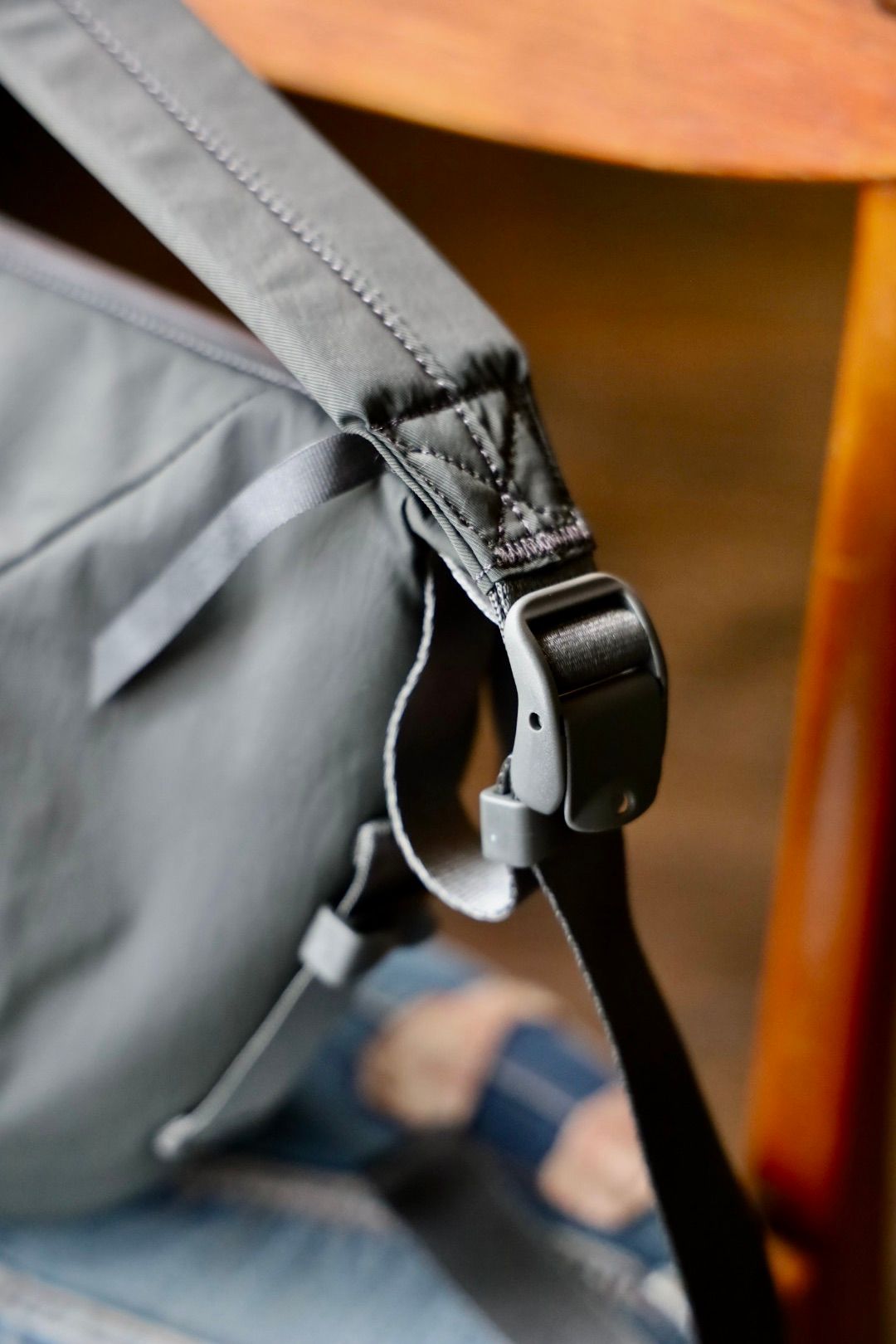 グラフペーパー 25AW Blankof for GP Small Crescent Bag(GU253-90581)SLATE GRAY☆8月9日(土)発売！