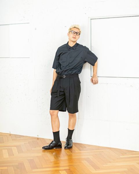 ANOTHER OFFICE Hemingway Belted Shorts (BLACK) スタイル
