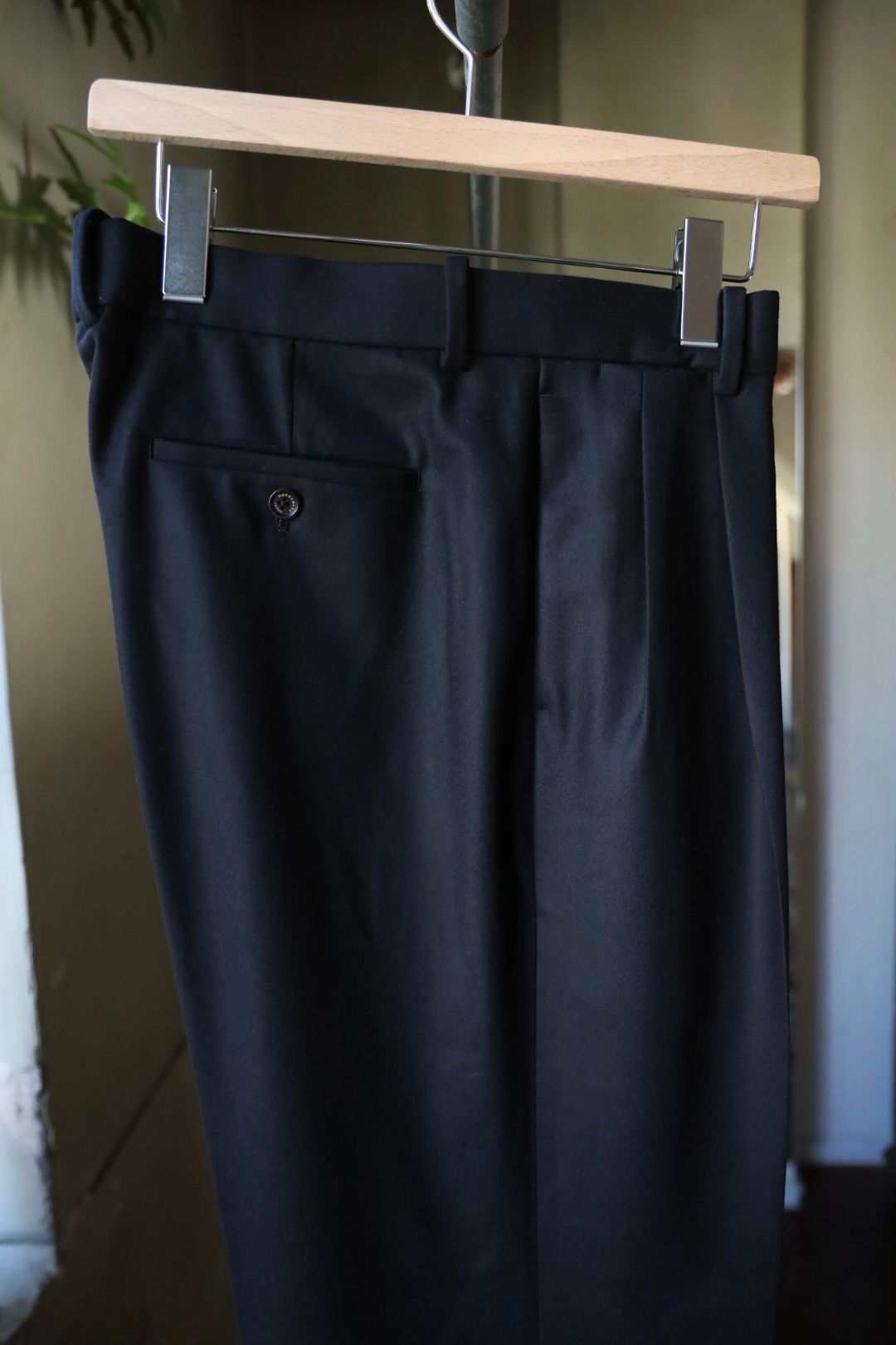 マーカウェア 26AW DOUBLE PLEATED TROUSERS(A26C18PT01C)BLACK☆新作発売！
