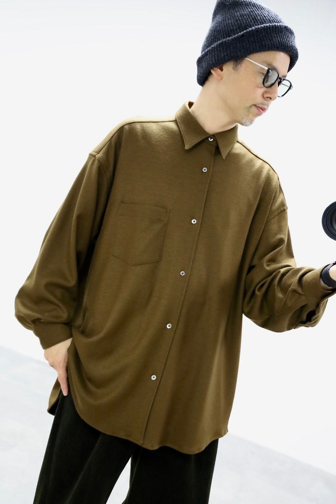 グラフペーパー 25AW Wool Smooth Flannel Oversized Regular Collar Shirt(GU253-50221B)BROWN