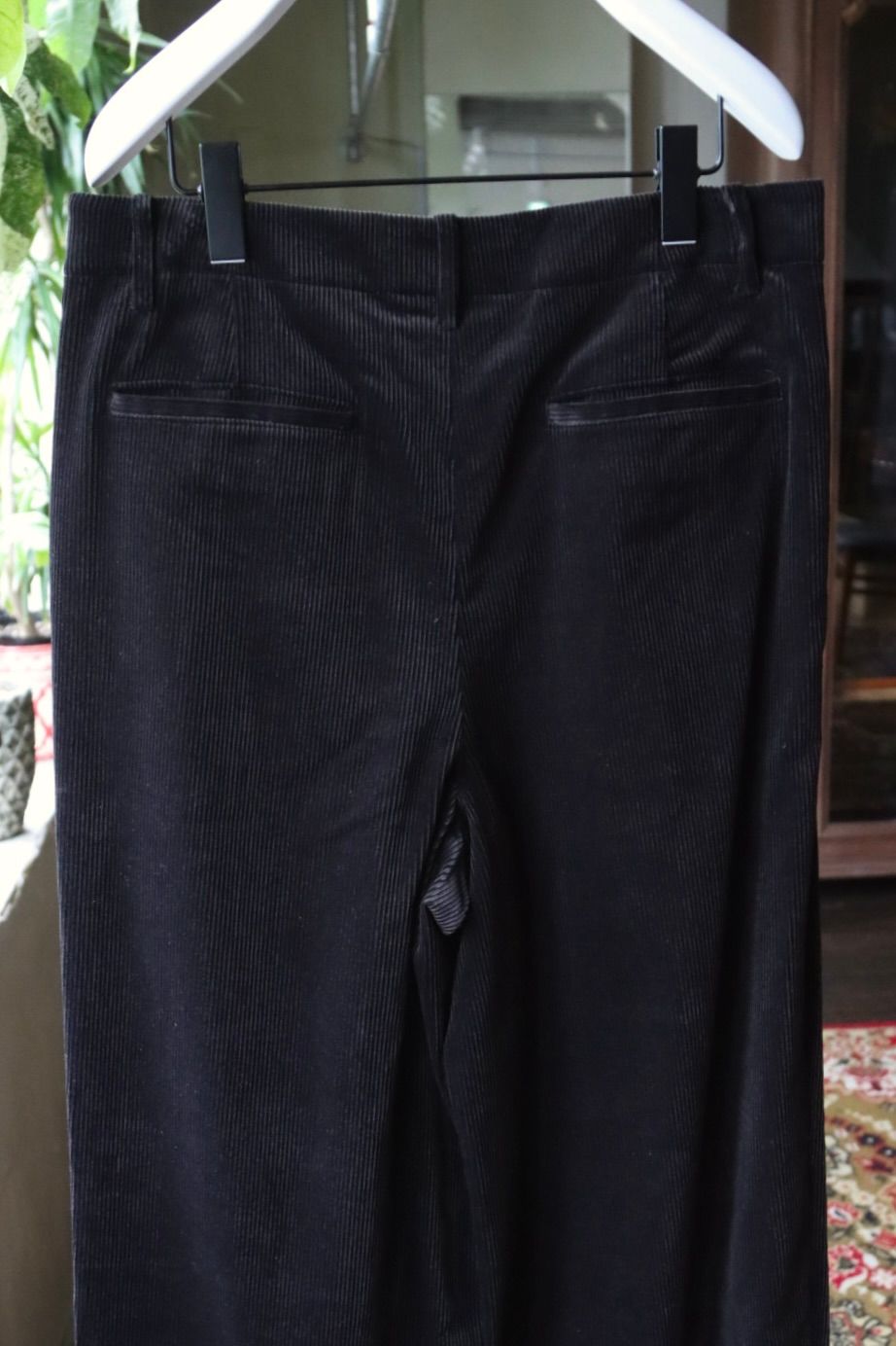 グラフペーパー 25AW Suvin Corduroy Wide Straight Trousers(GU253-40366)BLACK☆10月4日(土)新作発売！