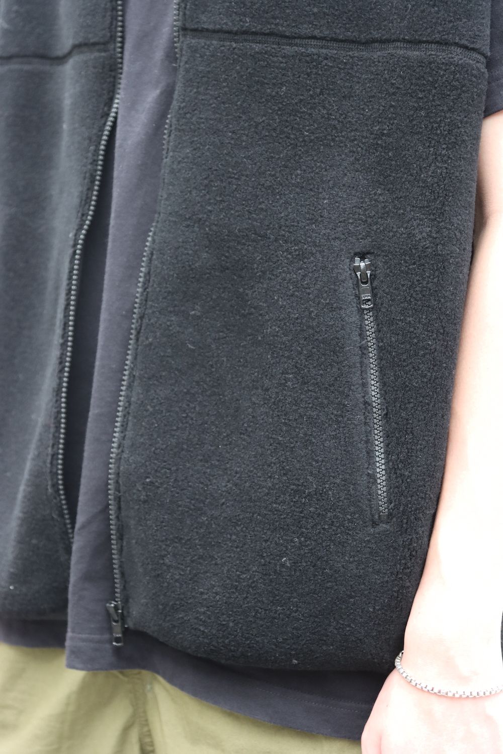 FreshService Wool Boa Zip-Up Vest(GU213-70205B) style.2021.9.13.