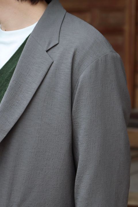 UNIVERSAL PRODUCTS CREPE UNCONSTRUCTED 2B JACKET style.2022.1.30.