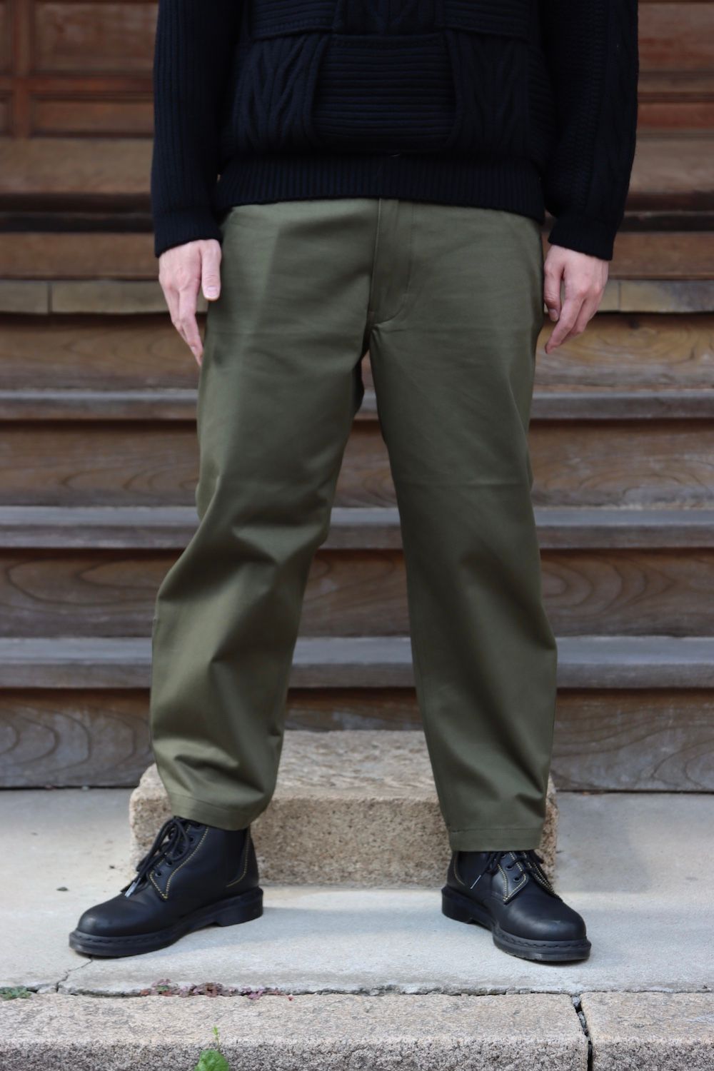 YOKE CROSSING CABLE CREW NECK KNIT(YK21AW0288S) style.2021.10.9