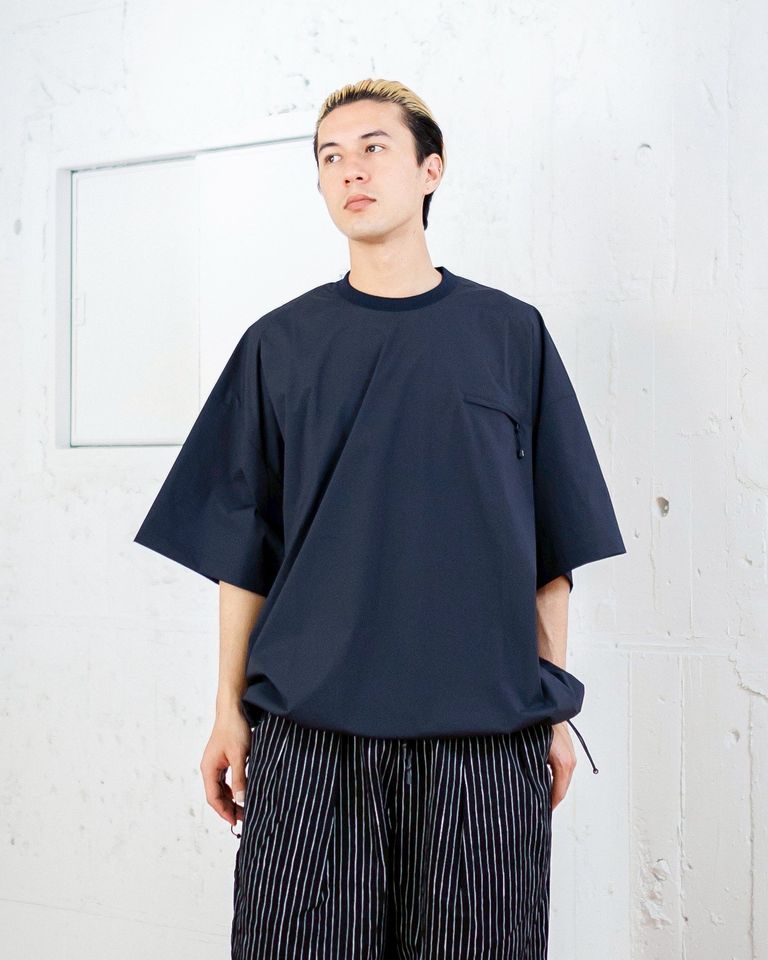 モデル186cm/着用サイズ:XXL