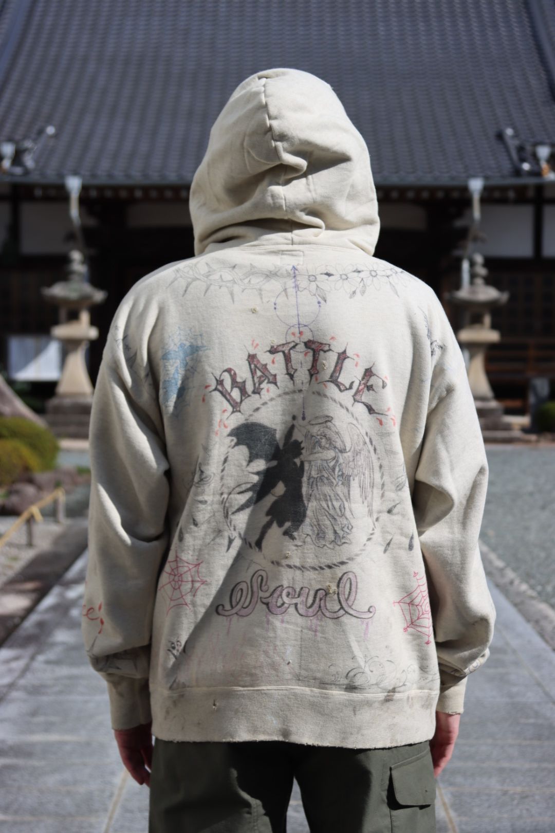Saint Mxxxxxx × Dr.Wooコラボフーディーstyle.