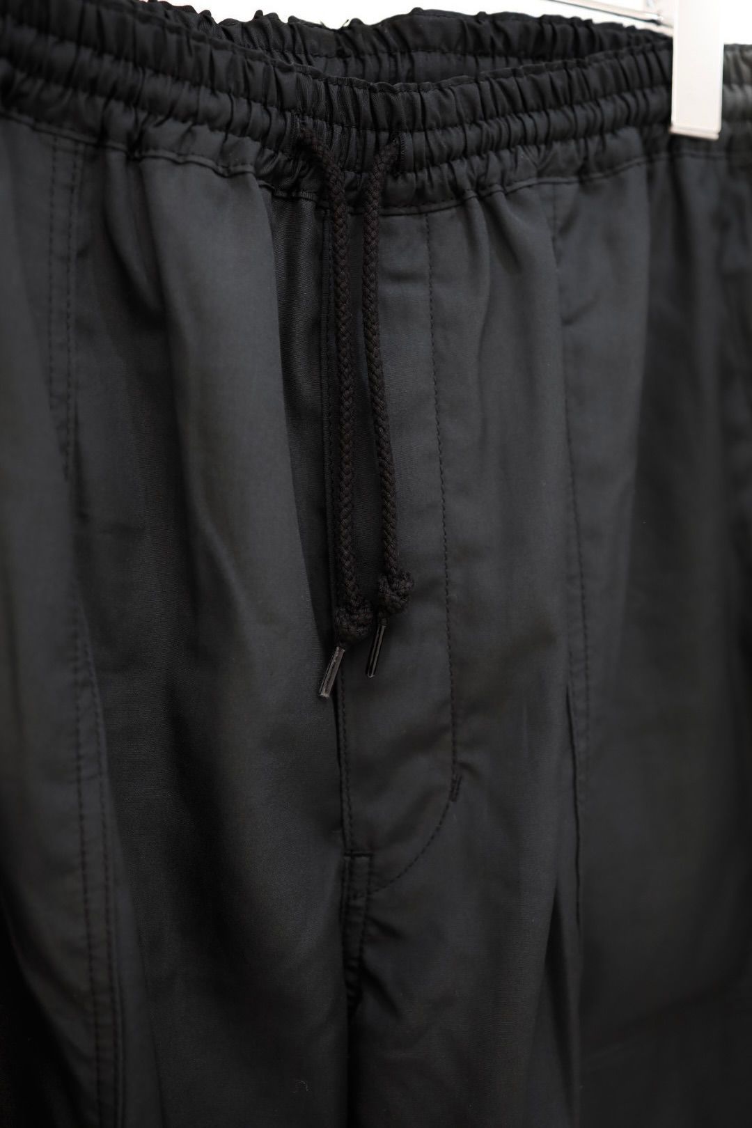コムデギャルソンオム26SS 綿ブロード ベイカーパンツ(HQ-P103-051)BLACK★4月3日(金)発売！