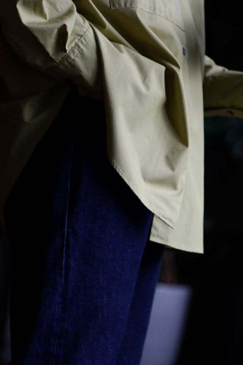 YOKE 22AW OVERSIZED BIG POCKET SHIRT YELLOWスタイル