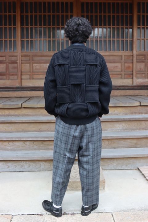 YOKE CROSSING CABLE CREW NECK KNIT(YK21AW0288S) style. 2021.11.14.
