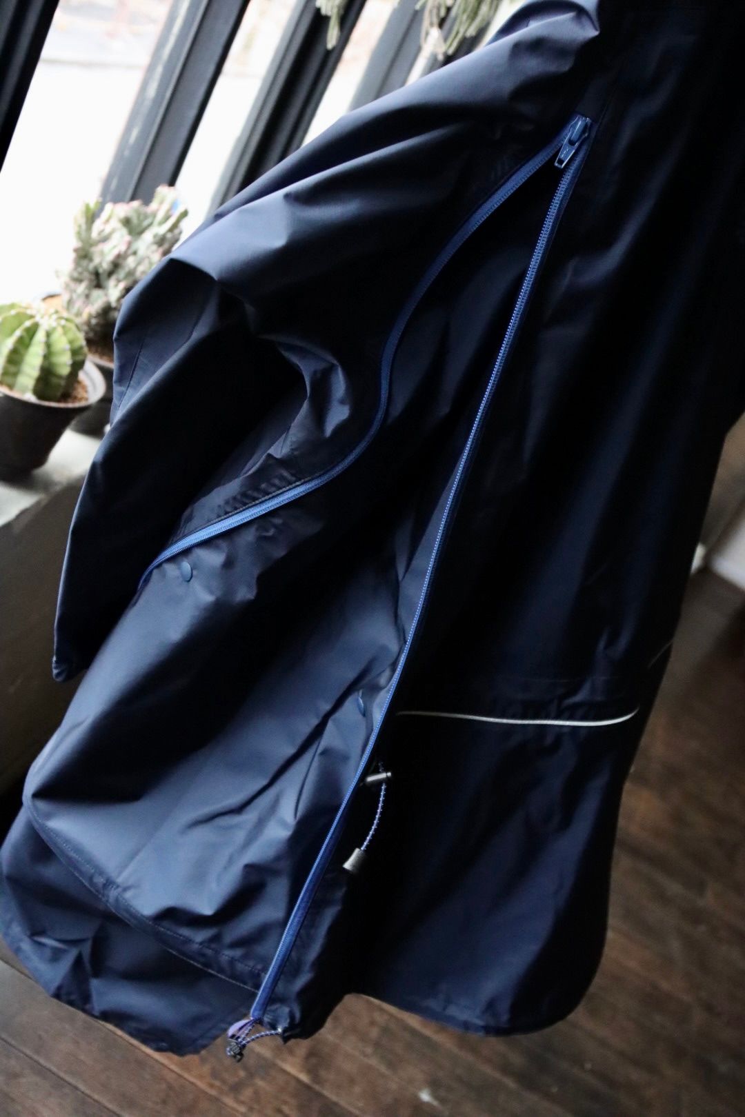 is-ness イズネス24SS 3-LAYER TRANSFORMABLE JACKET(1006SSJK01)NAVY