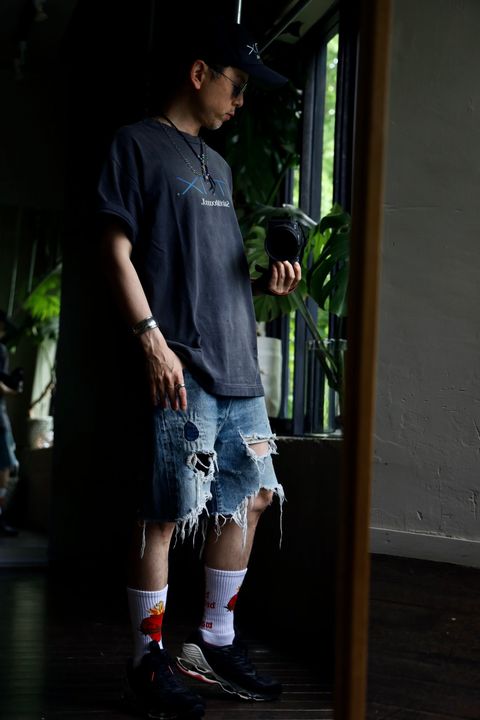 ©SAINT M×××××× SAINT_DENIM SHORTSスタイル.2024.5.20.