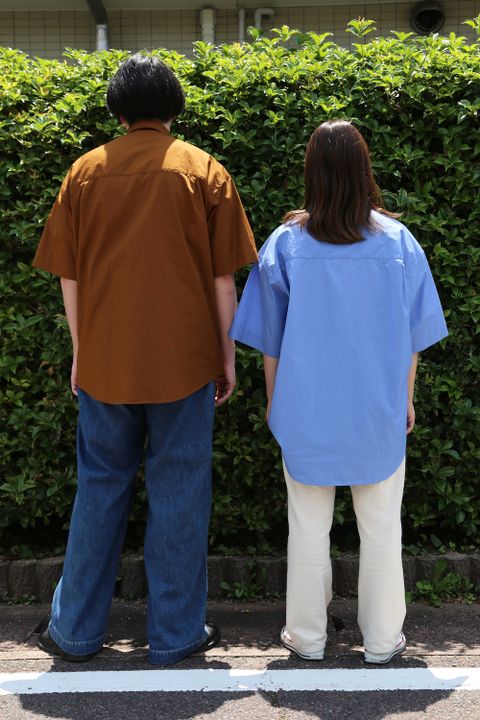 Graphpaper Broad Oversized S/S Regular Collar Shirt(GM212-50625B) style. 2021.05.30.