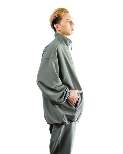 FreshService STORMFLEECE TRACK BLOUSON(KHAKI)スタイル 10月4日(金)